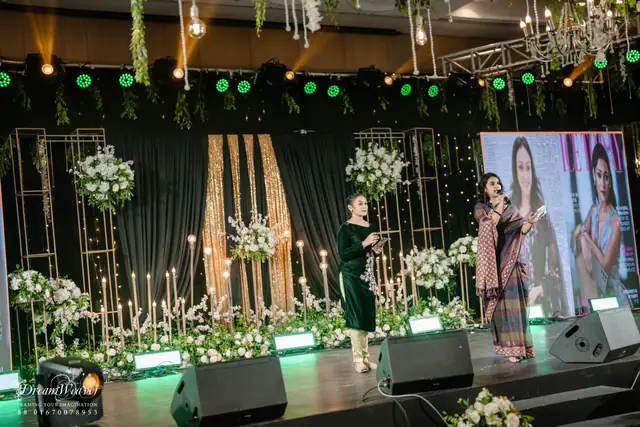 Incredible Weddings — 16